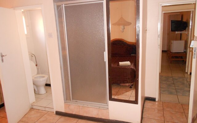 Wane Guest Lodge