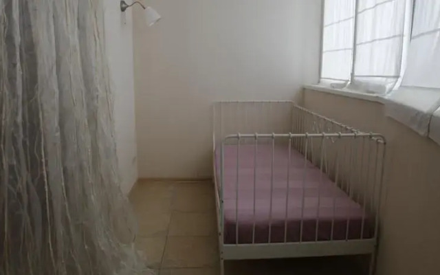 На Клубничной