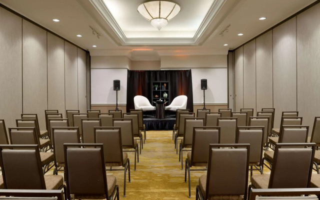 DoubleTree Suites by Hilton Phoenix