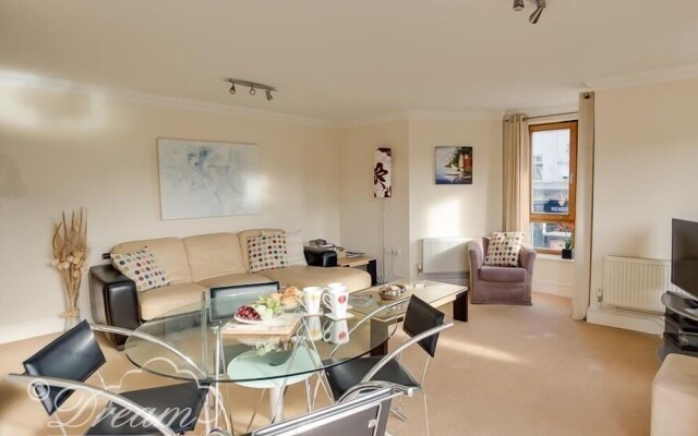 Harbourside Apartment