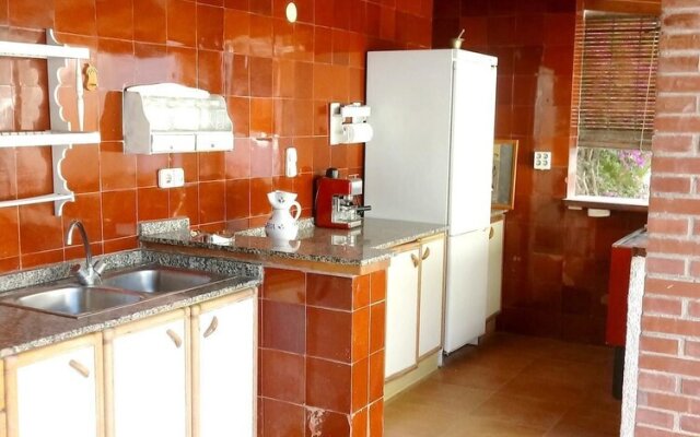 Apartment With 3 Bedrooms in Campello, With Pool Access, Furnished Gar