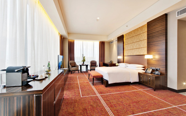 Hyatt Regency Manila, City of Dreams