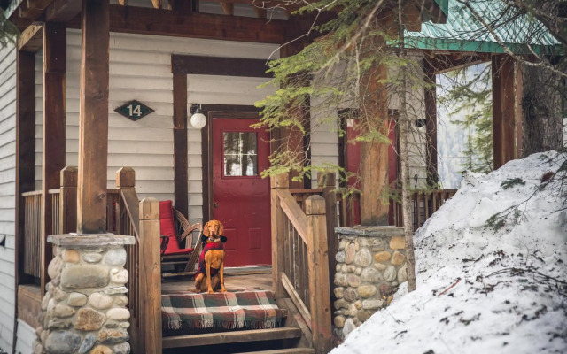 Emerald Lake Lodge