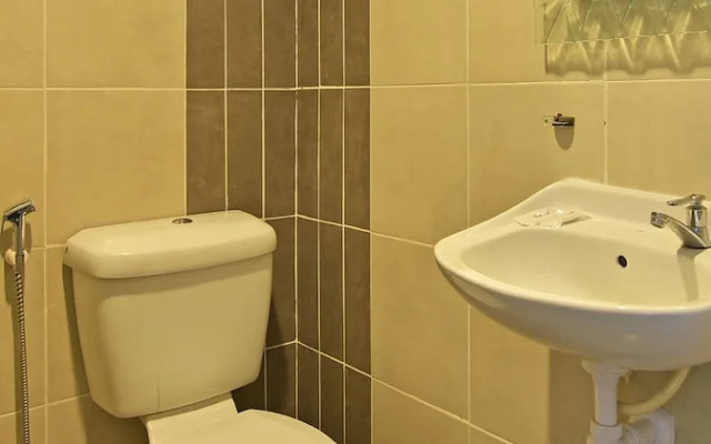 OYO 90780 J Hotel Bukit Bintang