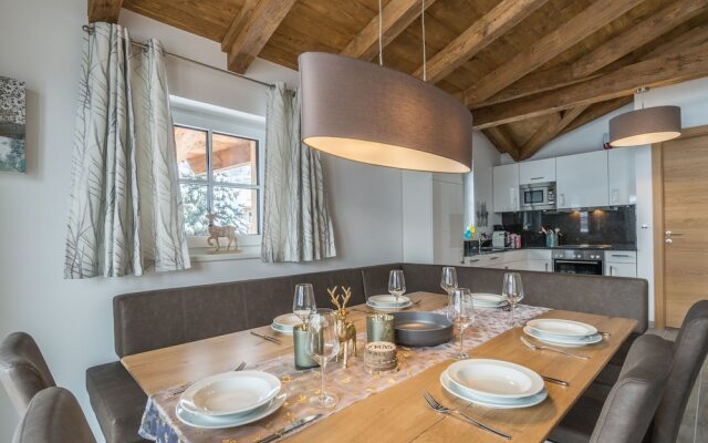 Cozy Chalet near Ski Area in Piesendorf