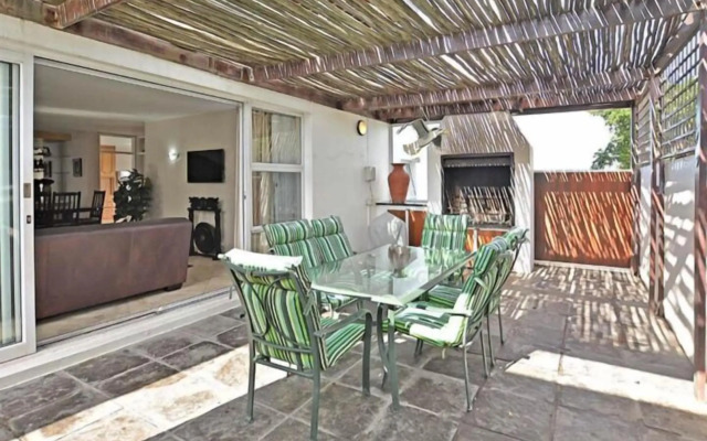 7th Wonder Guesthouse