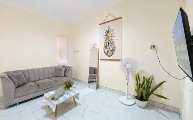 Surabaya Homey near UNAIR (Syariah)