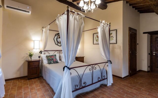 Villa Le Tornaie 14 Emma Villas