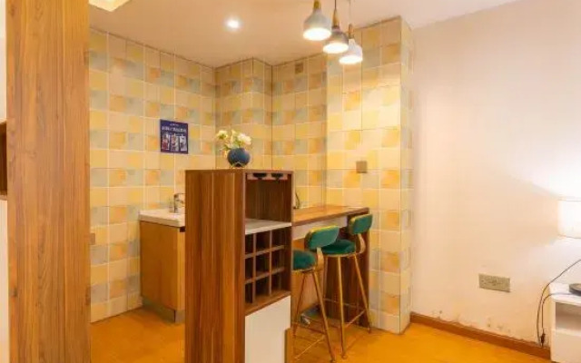 Yunshu Apartment