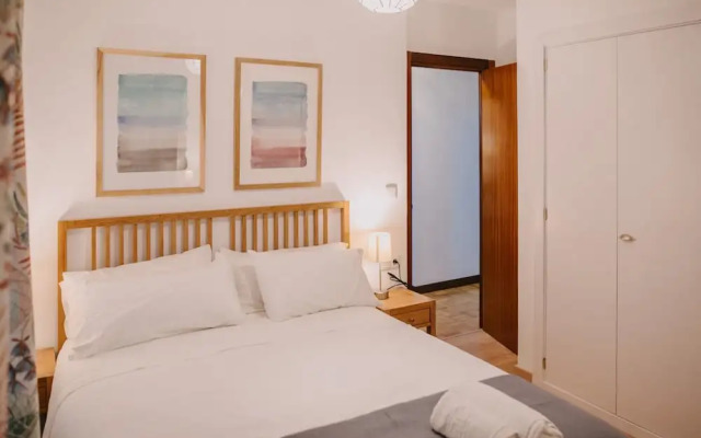 Puente De La Esperanza City Center