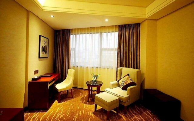 Hollyear XK Hotel