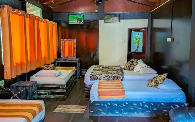 Ella Deck Resort