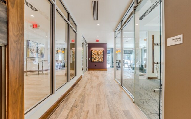 Global Luxury Suites in Downtown Atlanta