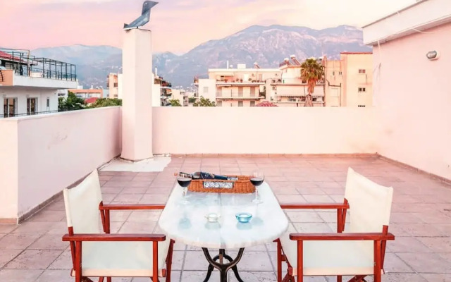 Spacious Urban Haven-family Home Perfect Location