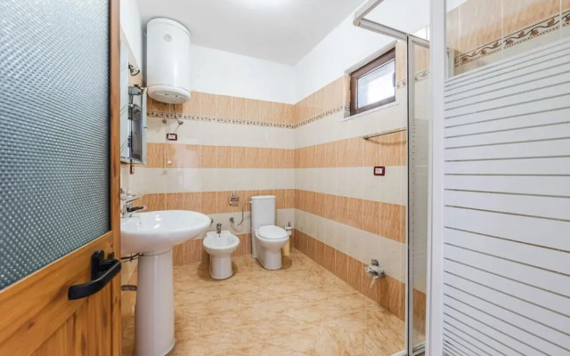 Red House 1 in Shkoder