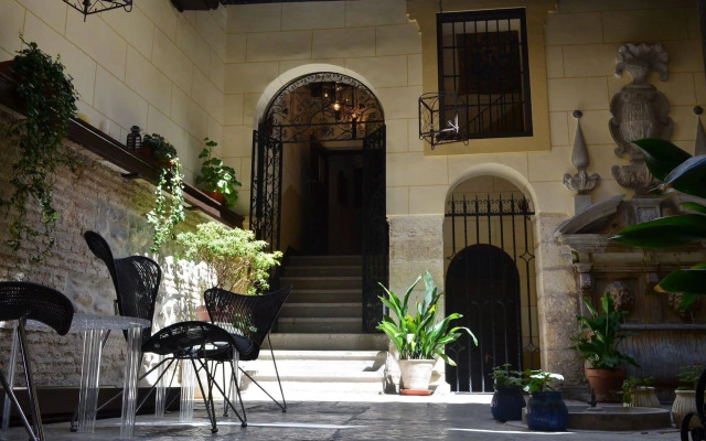 Palacio Mariana Pineda Hotel