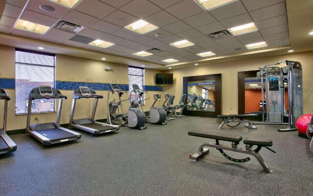 Hampton Inn & Suites Scottsdale at Talking Stick