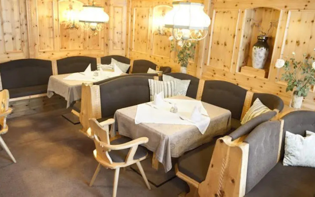 Eisenbocks Strasser Hof