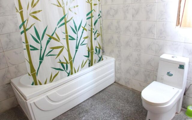 Reverton Hotel