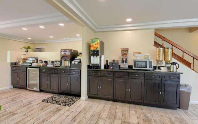 Knights Inn Danvers