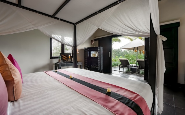 Villa Rumah Lotus – Guest Rooms – Bukian