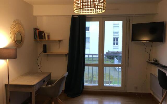 Lumineux Studio 30m² sur Cour - Proche Tram/Centre