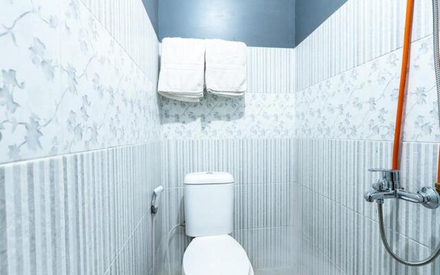 OYO 1421 Kasmaran Guest House Syariah