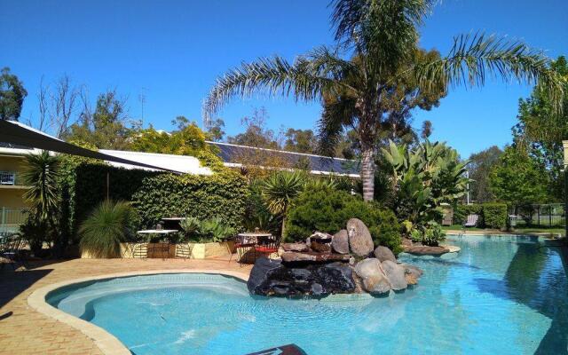 Madison Spa Motel - Adults Only