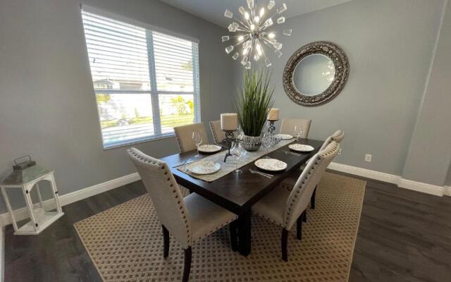 Paradise Near IMG AND SIESTA KEY