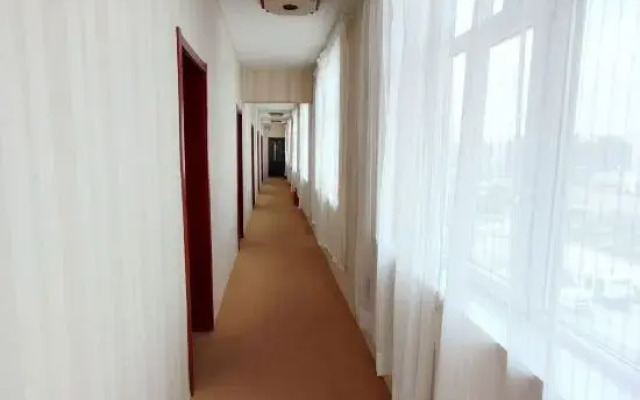 Chaka Salt Lake Yinhu Hotel