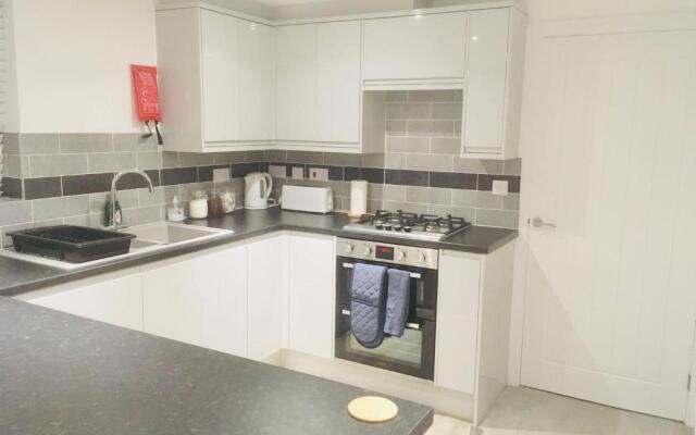 Huntingdon Apartment
