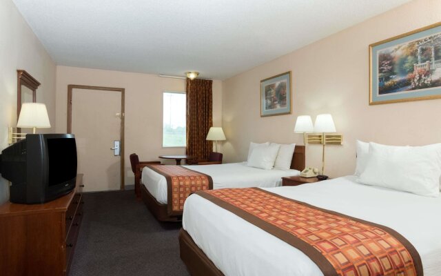 Days Inn By Wyndham Indianapolis East Post Road