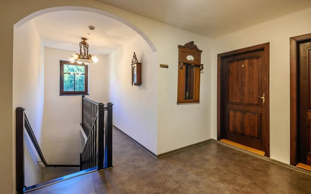Villa Near Prkenny Dul With Sauna