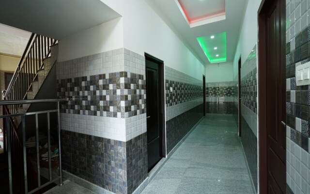 OYO 14270 Marottickal Residency