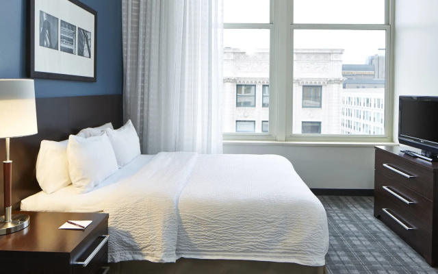 Residence Inn Milwaukee Downtown by Marriott