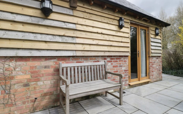 The Courtyard - Hilltop Barn