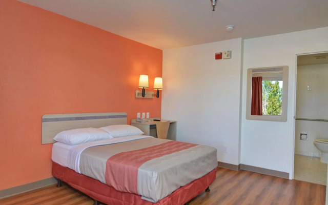 Motel 6 Twentynine Palms, CA