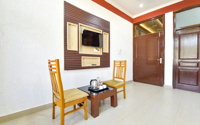 Fabhotel Aayat Home Stay