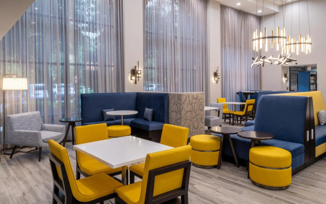 Hampton Inn & Suites Agoura Hills