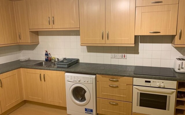 Peaceful 2-bed Apartment in Aberdeen Free Parking