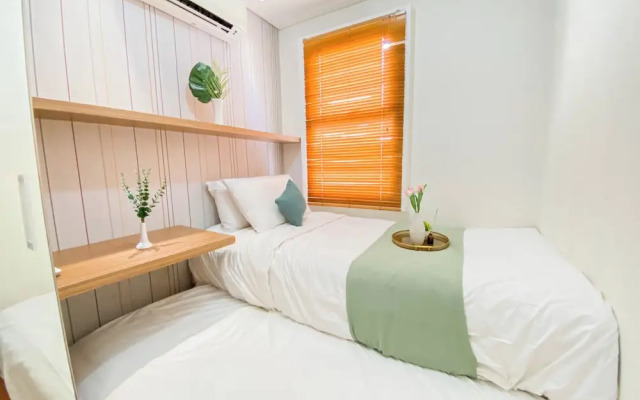 Cozy and Simply 2BR Apartment at Parahyangan Residence