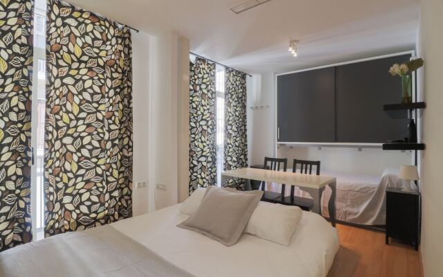 Open Plan Studio in Carreteria