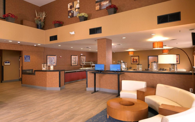 Crystal Inn Hotel & Suites West Valley City
