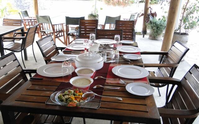 Entebbe Palm Hotel