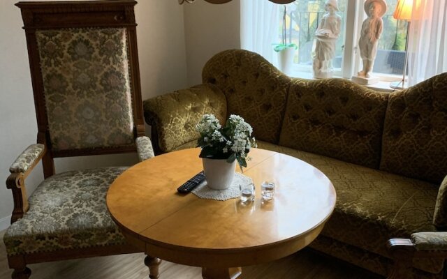 Vänhems Café & Vandrarhem