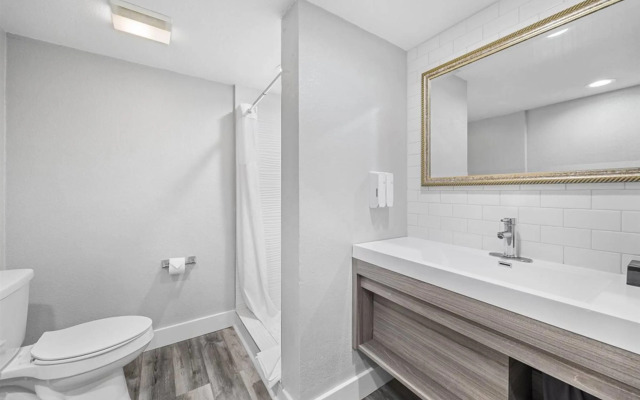 Prodigy Hotel, a Days Inn by Wyndham