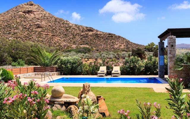 Muses Beach Villas - Thalia