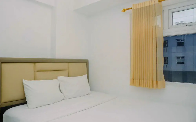 Tidy 2BR with Modern Design Green Pramuka City Apartment