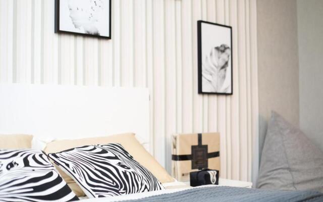 Henan Kaifeng·Gulou Square· Locals Apartment 00138590