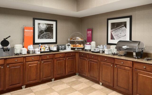 Hampton Inn & Suites Detroit/Sterling Heights